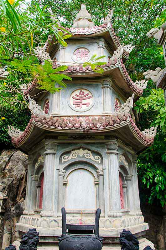 432 - Vietnam - Danang - Thuy Son - templo